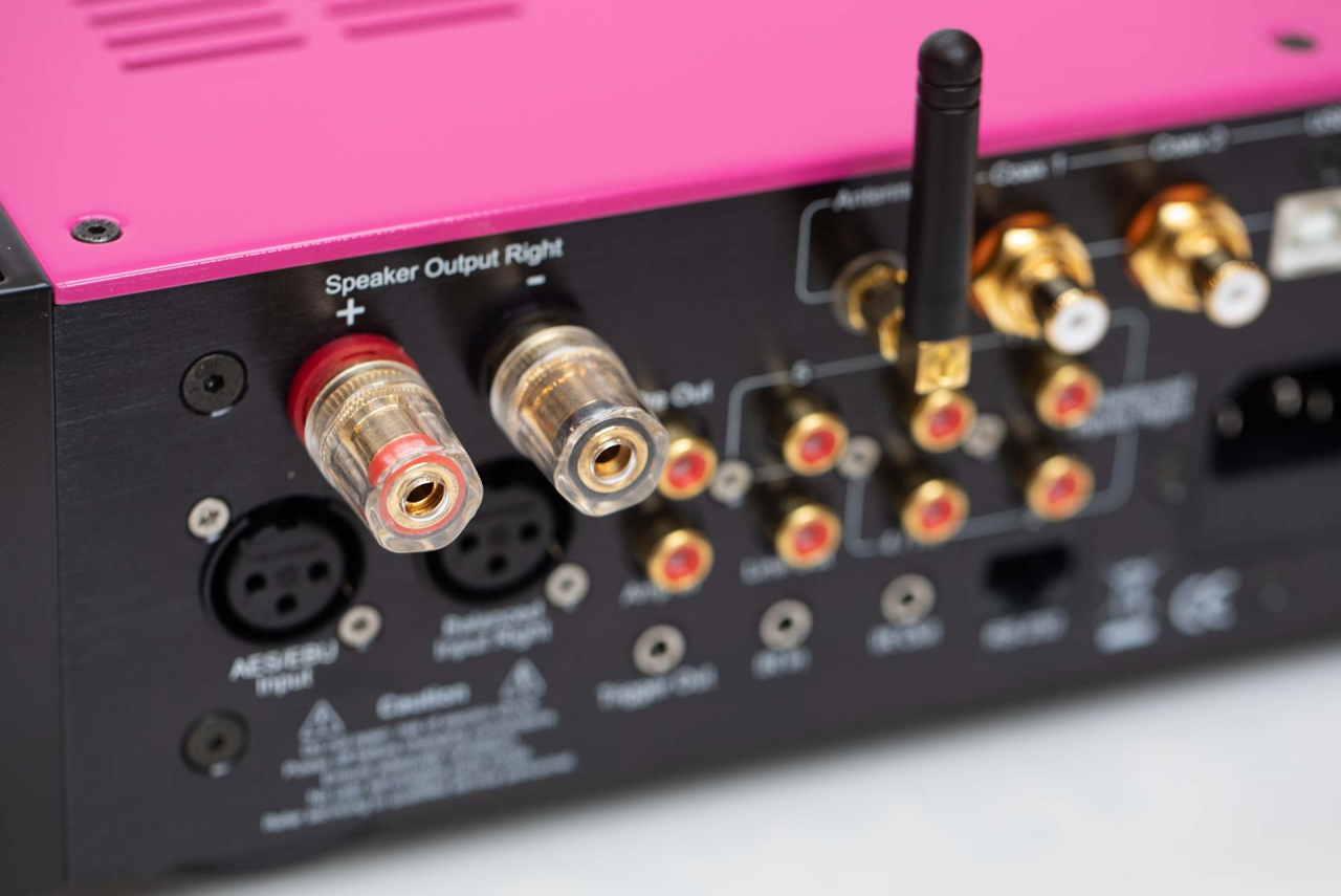 Amplificator integrat cu DAC si streamer Perreaux 200iX [14]