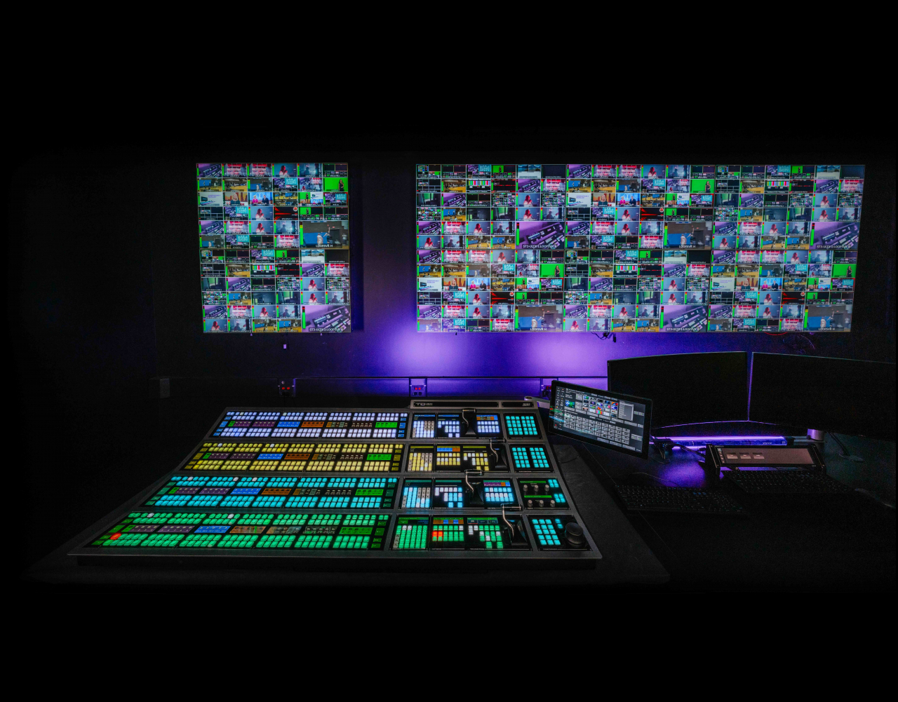 Mixer video profesional - Ross Carbonite Ultra Multi-ME HD/UHD Production Switcher [2]