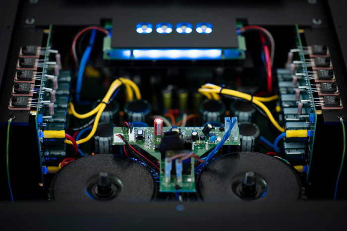 MUSICAL FIDELITY NU-VISTA 800.2 [7]