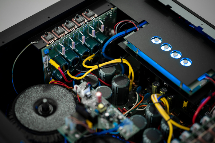 MUSICAL FIDELITY NU-VISTA 800.2 [6]