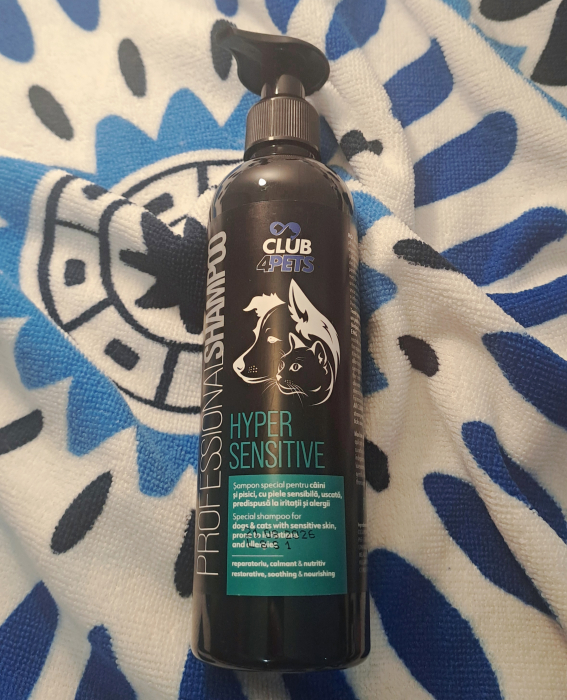 CLUB4PETS Sampon profesional HYPERSENSITIVE pentru caini si pisici, cu piele uscata, predispusa la iritatii si alergii, 250 ML [2]