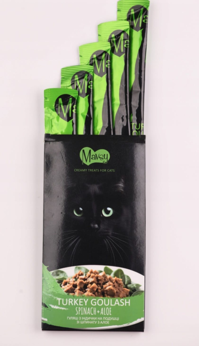 Mavsy goulash de curcan pe un pat de spanac cu aloew [6]