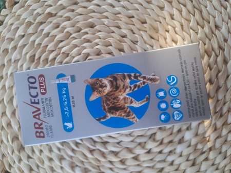 Bravecto Cat spot on 250 mg (2,8-6,25 kg) - o pipetă [2]