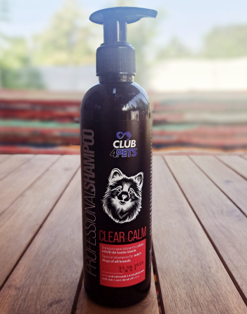 SAMPOANE - CLUB4PETS Sampon profesional CLEAR&CALM pentru caini adulti de toate rasele, efect ANTISCARPINARE si ANTIMATREATA, 250 ML