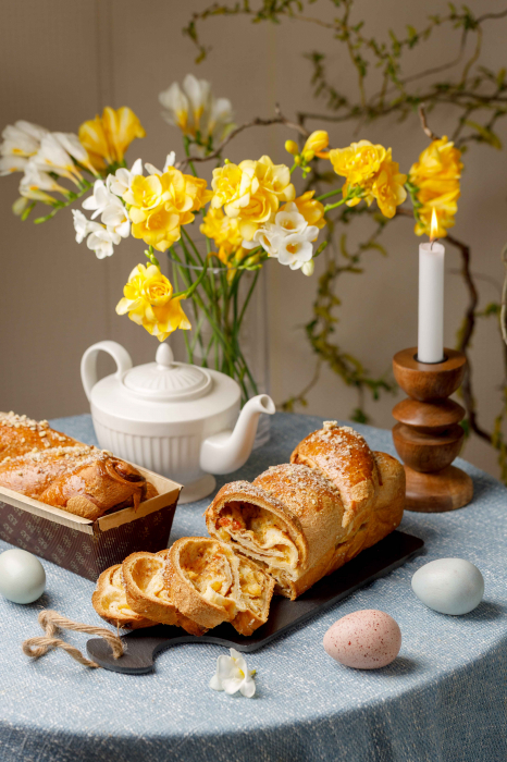 Cozonac cu Nuci, Stafide și Gem de Caise 170 lei [2]