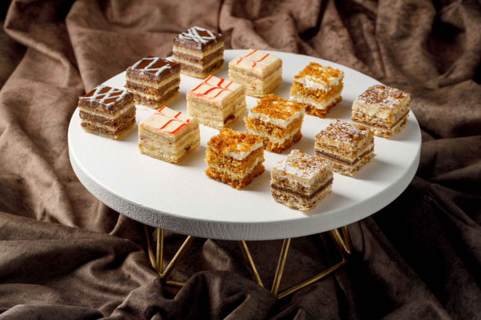 Prăjituri în asortiment [3]