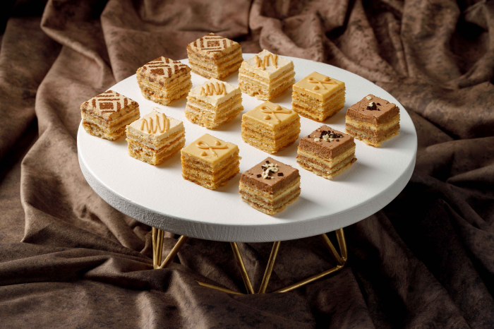 Prăjituri în asortiment [2]