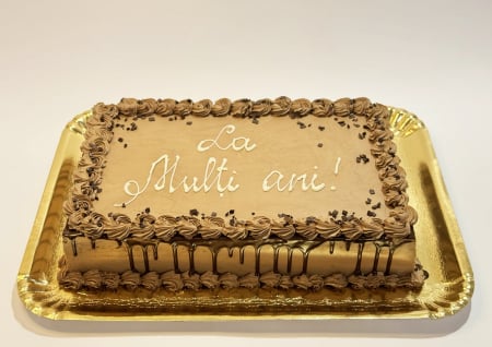 Tort la comandă - AB 12