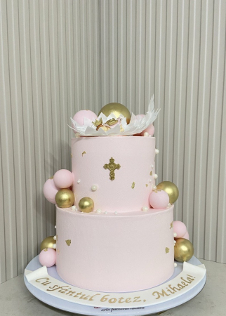 Торт на крестины - B 22