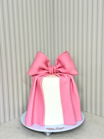 Tort la comandă - B 63