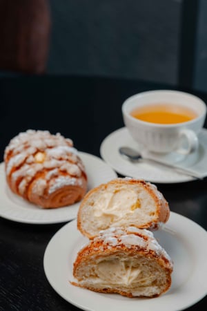 Produse de Patiserie - Croissant cu cremă