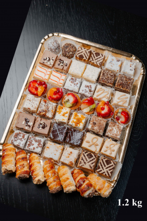 Prăjituri în asortiment [5]