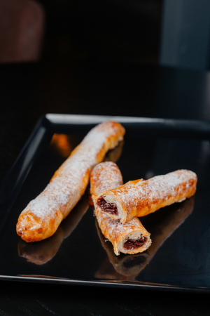 Produse de Patiserie - Baghetă cu vișină