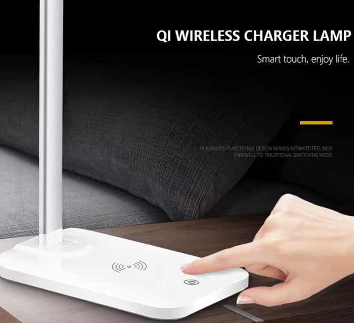 Lampă de birou LED albă, multifuncțională, pliabilă cu încărcător wireless, modernă, pentru dormitor, birou și living. [2]