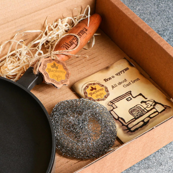 Tigaie din Fonta cu Maner din Lemn pentru Clatite Maysternya T301 – 24x2.5 cm [10]