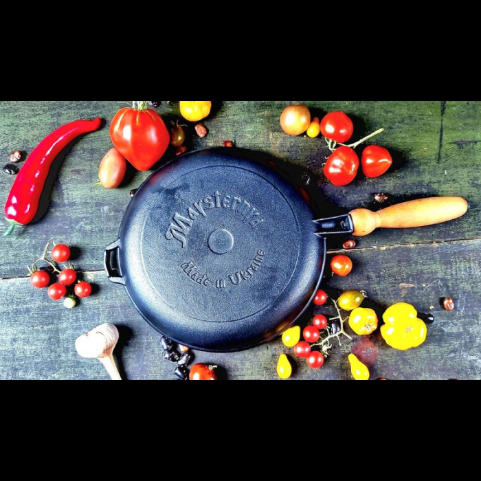 Tigaie din Fonta cu maner din lemn pentru Clatite Maysternya T301 – 24x2.5 cm [4]