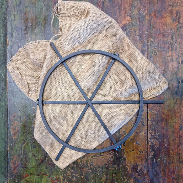 Trepied pentru Ceaun din Fonta Maysternya MS990 – Diametru 32 cm [7]