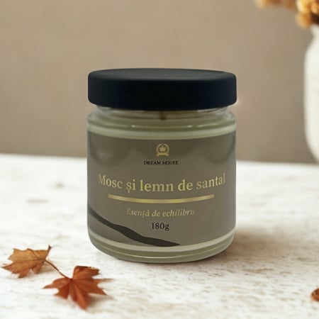 Lumanari Parfumate - Lumânare parfumată din ceară de soia 100% naturală Mosc și lemn de santal