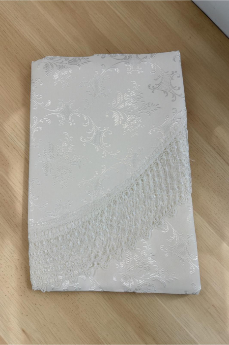 Fata de masa Ovala, Festiva si Eleganta, cu Dantela Delicata, Tehnologia Anti-Pata, 160 x 220 cm Alb [2]