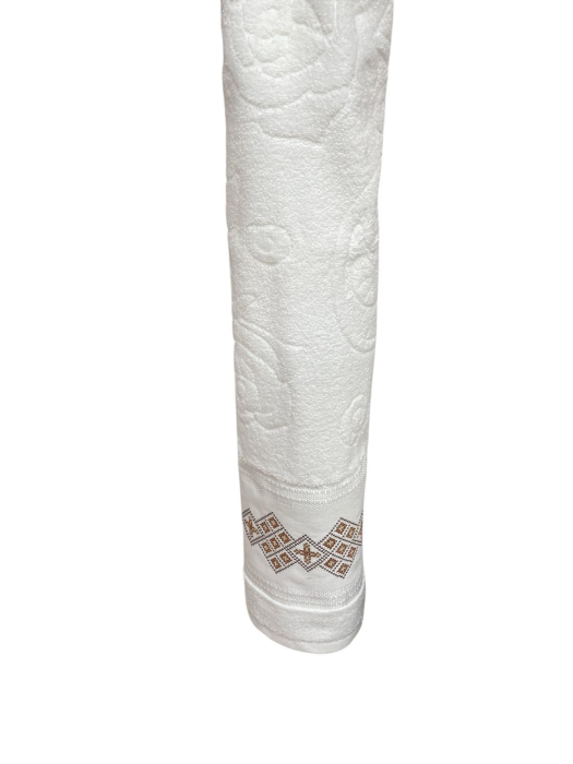 Set 2 Prosoape Grofate cu model Traditional / Etnic, 50 x 90 cm Bumbac 100 % Catifelat, Alb Crem Maro [4]