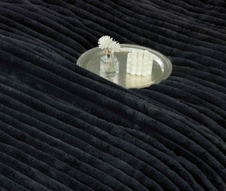 SET COMPLET- PILOTĂ CU BLĂNIȚĂ DE IEPURE + CEARȘAF CATIFEA CU ELASTIC + 4 FEȚE DE PERNĂ, Negru [2]