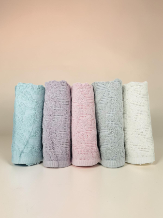 Set Prosoape Bumbac, 5 Bucati, 25 x 50 cm, Prosoape pentru Maini si Fata, Moi si Absorbante, Model Texturat, Culori Pastel, Uscare Rapida