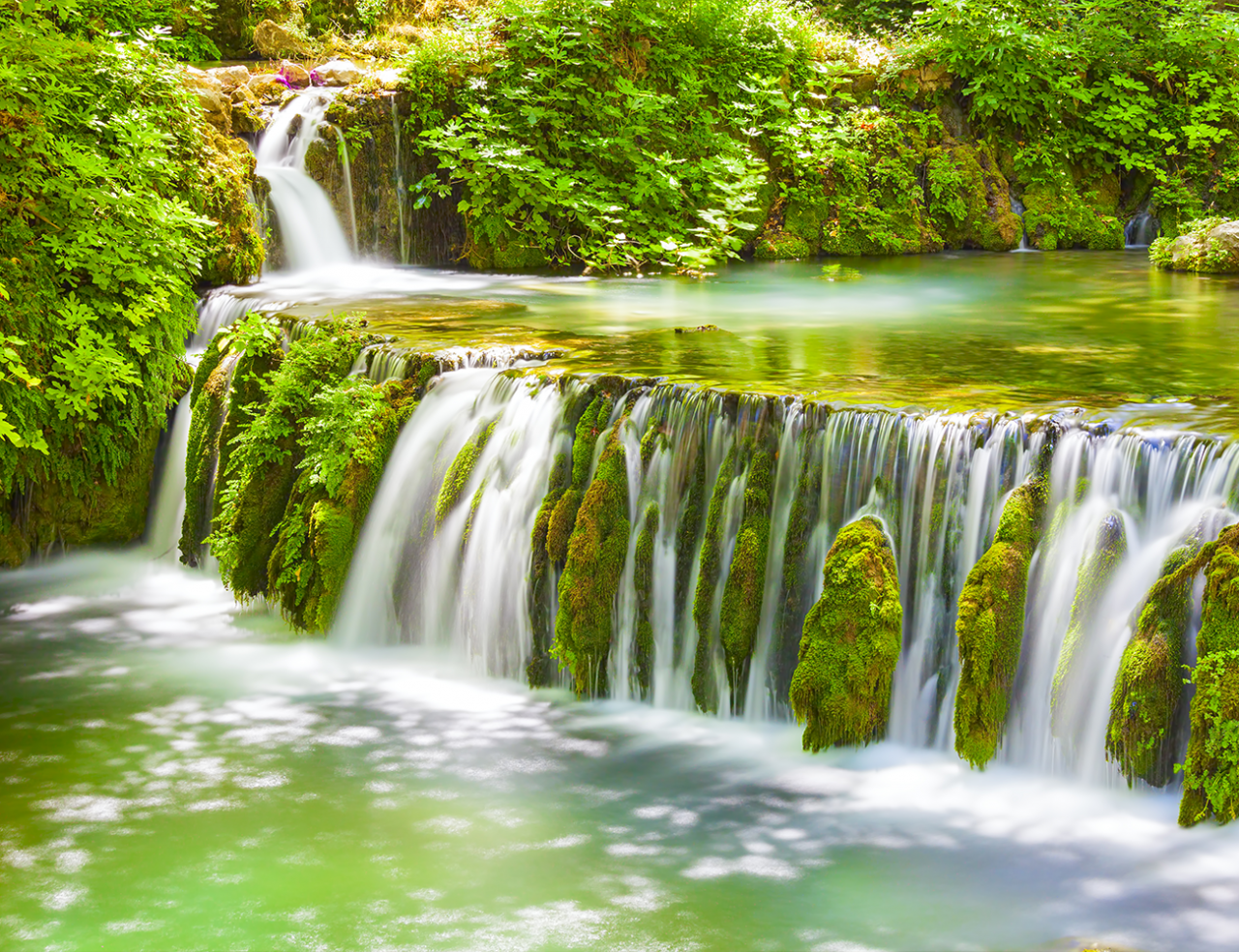 Autocolant Geam - Lush Waterfall Serenity [2]