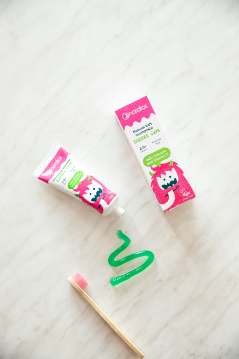Pasta de dinti naturala pentru copii cu bubble gum 50ml Nordics [3]
