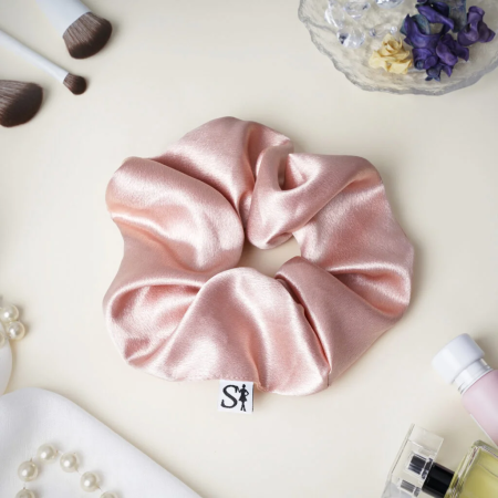 LILU Sister Young – Elastic de păr tip scrunchie mare, din satin de poliester