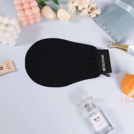 Produse pentru coafare - NOVA Exfoliating Glove Sister Young – Mănușă exfoliantă din viscoză pentru îngrijirea corpului