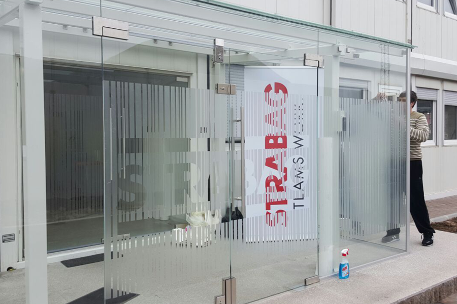 Sablare sticla birouri