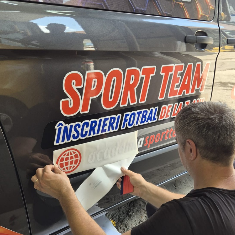 Montaj Profesional Autocolant Auto