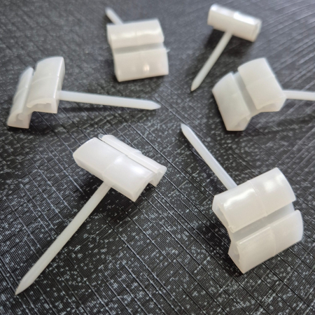 SUPORT PLASTIC ALB TIP TEPUSA PENTRU ETICHETE [1]