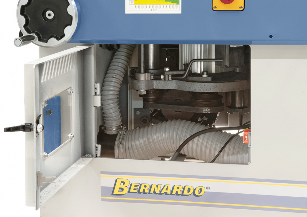 Masina combinata universala cu 5 operatii Bernardo CF 410 F - 2600 [6]