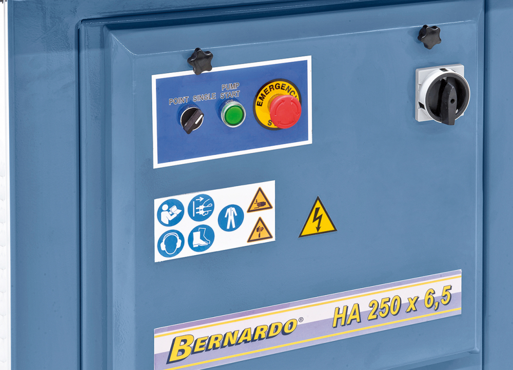Masina hidraulica pentru decupat Bernardo HA 250 x 6,5 [9]