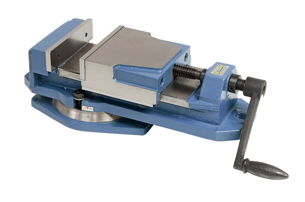 Menghina Bernardo KV 150 [1]