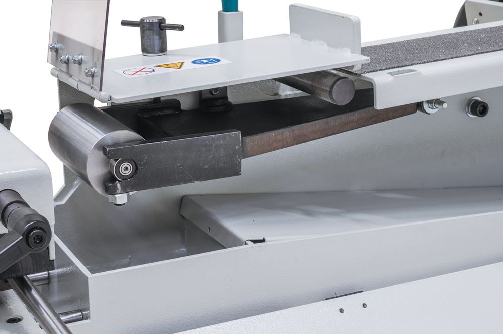 Masina de slefuit pentru capete de tevi si profile, cu aspiratie KBR 100 x 2000 DC-2 [18]