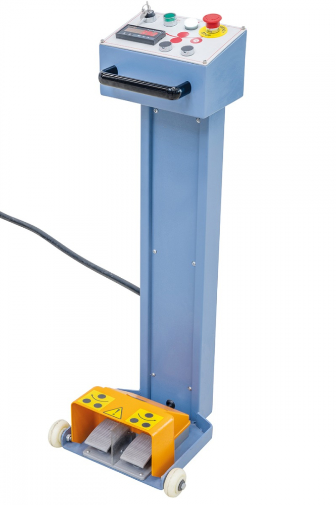 Masina de roluit tabla motorizata Bernardo MRC 1050 - 3,0 MD [12]
