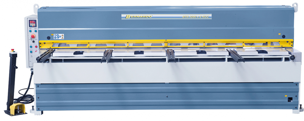 Foarfecă ghilotină motorizată Bernardo MTA 3060 x 2 mm NCC [5]