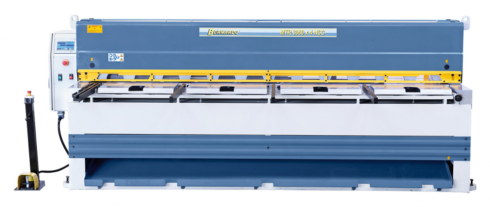 Foarfecă ghilotină motorizată Bernardo MTR 1360 x 6 NCC [2]