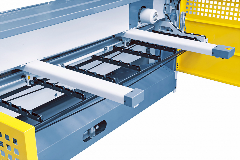 Foarfecă ghilotină motorizată Bernardo MTR 1360 x 6 NCC [9]