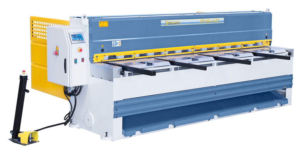 Foarfecă ghilotină motorizată Bernardo MTR 1360 x 6 NCC [3]