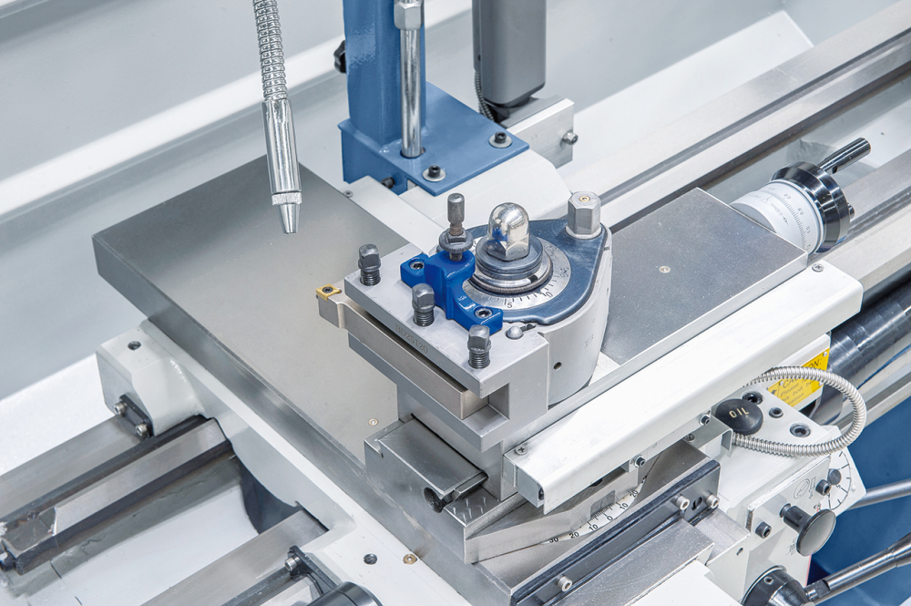Strung cu ax de ghidare si ax de avans Smart 410 x 1000 V-constant [8]