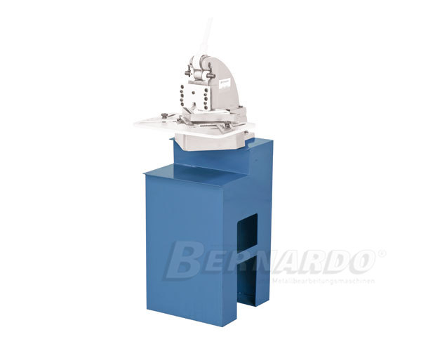 Stand pentru AK 150 [2]