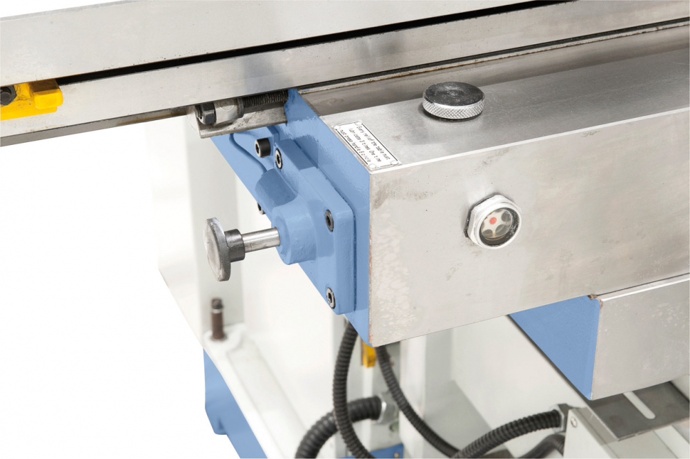 Masina de frezat universala Bernardo UWF 150 V Servo [11]