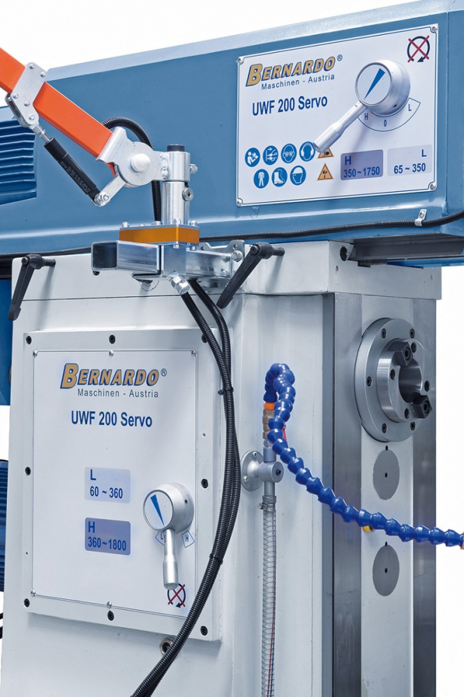 Masina de frezat universala Bernardo UWF 200 Servo [14]