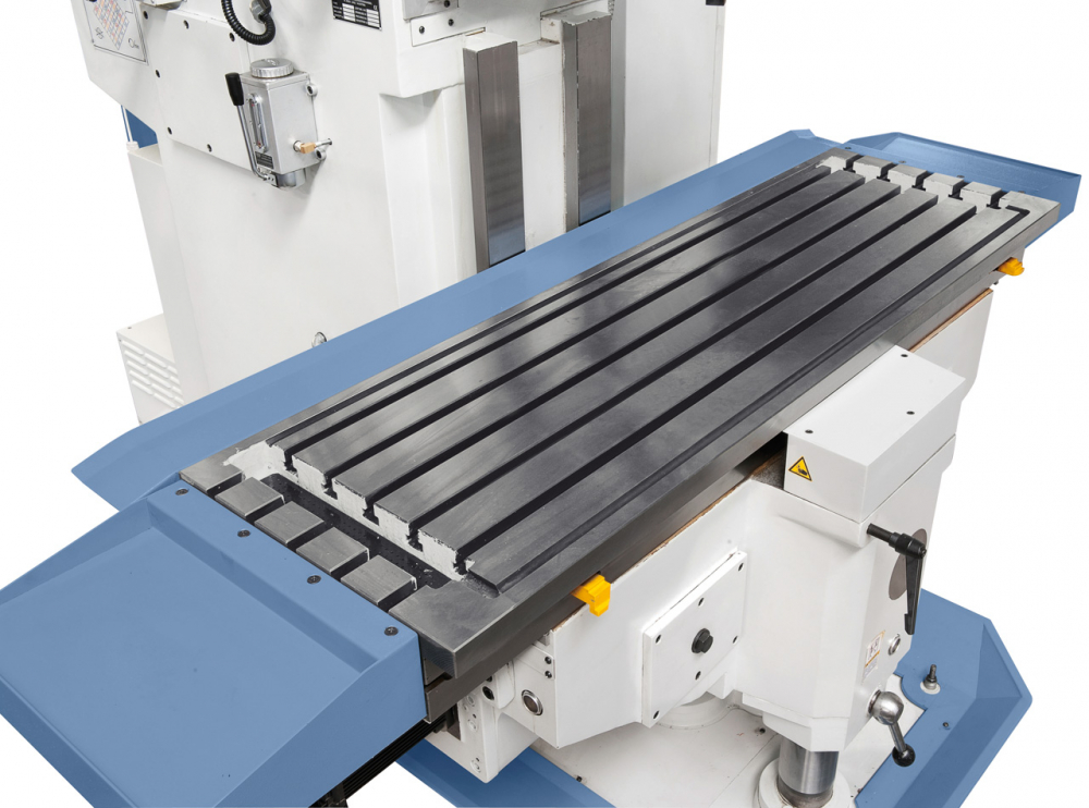 Masina de frezat universala FU 1200 cu cititor digital pe 3 axe [12]
