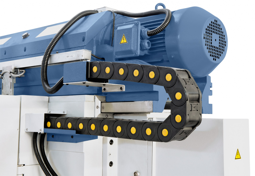 Masina de frezat universala FU 1200 cu cititor digital pe 3 axe [8]