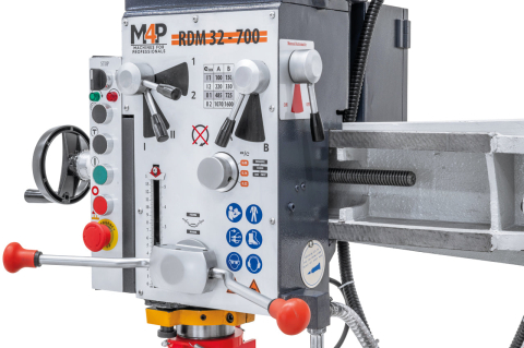 Mașină de găurit radială RDM 32 - 700 / 400 V [6]
