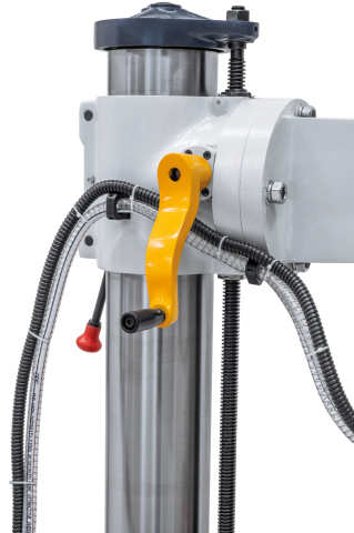 Mașină de găurit radială RDM 32 - 700 / 400 V [11]